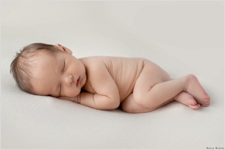 at home newborn photography in manhattan nyc